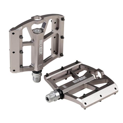 Педаль EXPERT MIXIEER SUVOROV, 9/16 резьба, CNC корпус, 3 пром. подшипника, 108х102мм, с рефлектором, CR-MO ось, silver, 1 пара, инд.уп /уп50/
