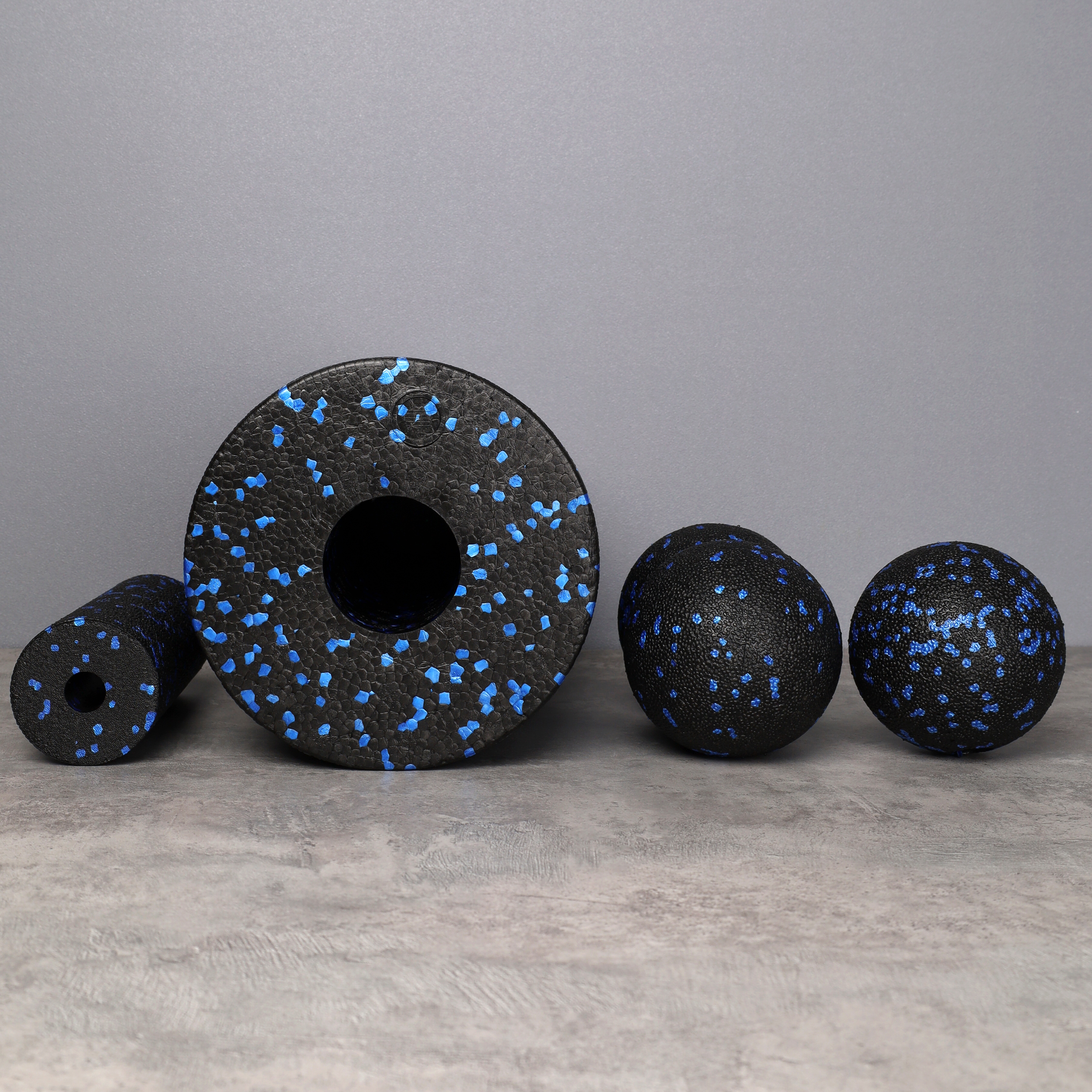 Набор массажный для МФР 4в1 + чехол/ Ролик 30Х15 / ролик 5.3Х15 / мяч 8 см / двойной мяч 8Х16 / Черно-синий /уп12