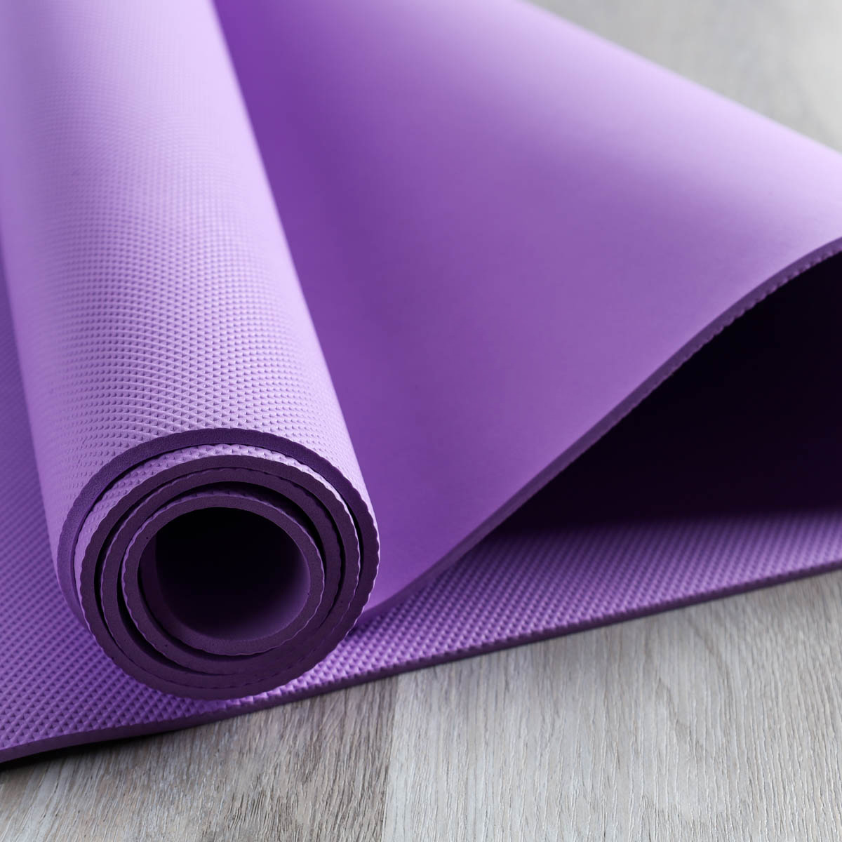 Коврик для йоги и фитнеса спортивный гимнастический EVA 4мм. 173х61х0,4 цвет: фиолетовый / YM-EVA-4V / уп 24