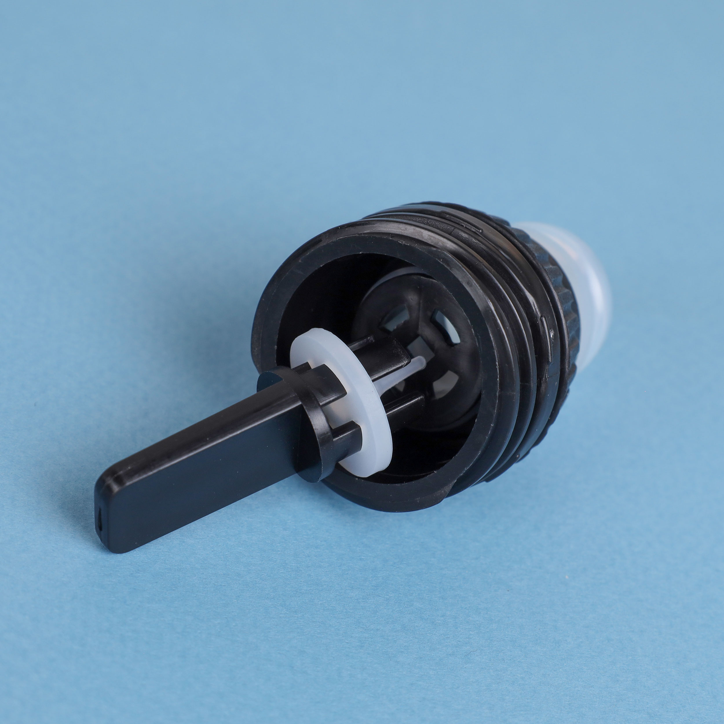 Бутылка для воды ZEON / WB225 / Пищевой PP / АNTI-SLIP / 750ML / Синий / уп100 / АКЦИЯ