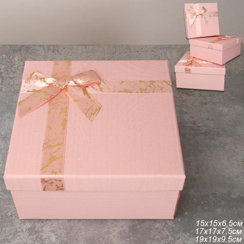Коробка подарочная квадратная 3 штуки 19х19 см / 3403-7 /уп 36/розовая