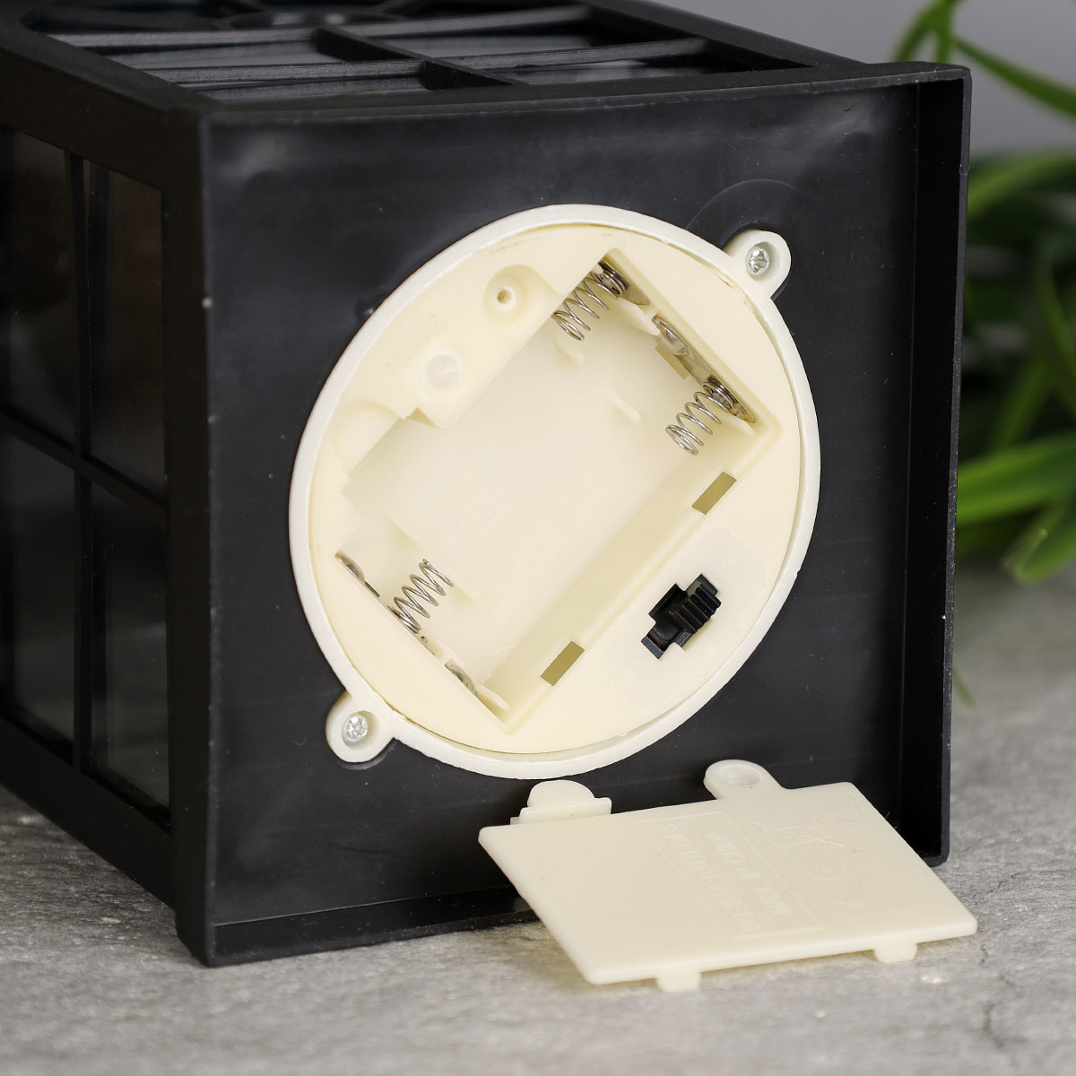 Светильник фонарь настольный 21 см черный / YR01515B /уп 48/от батареек