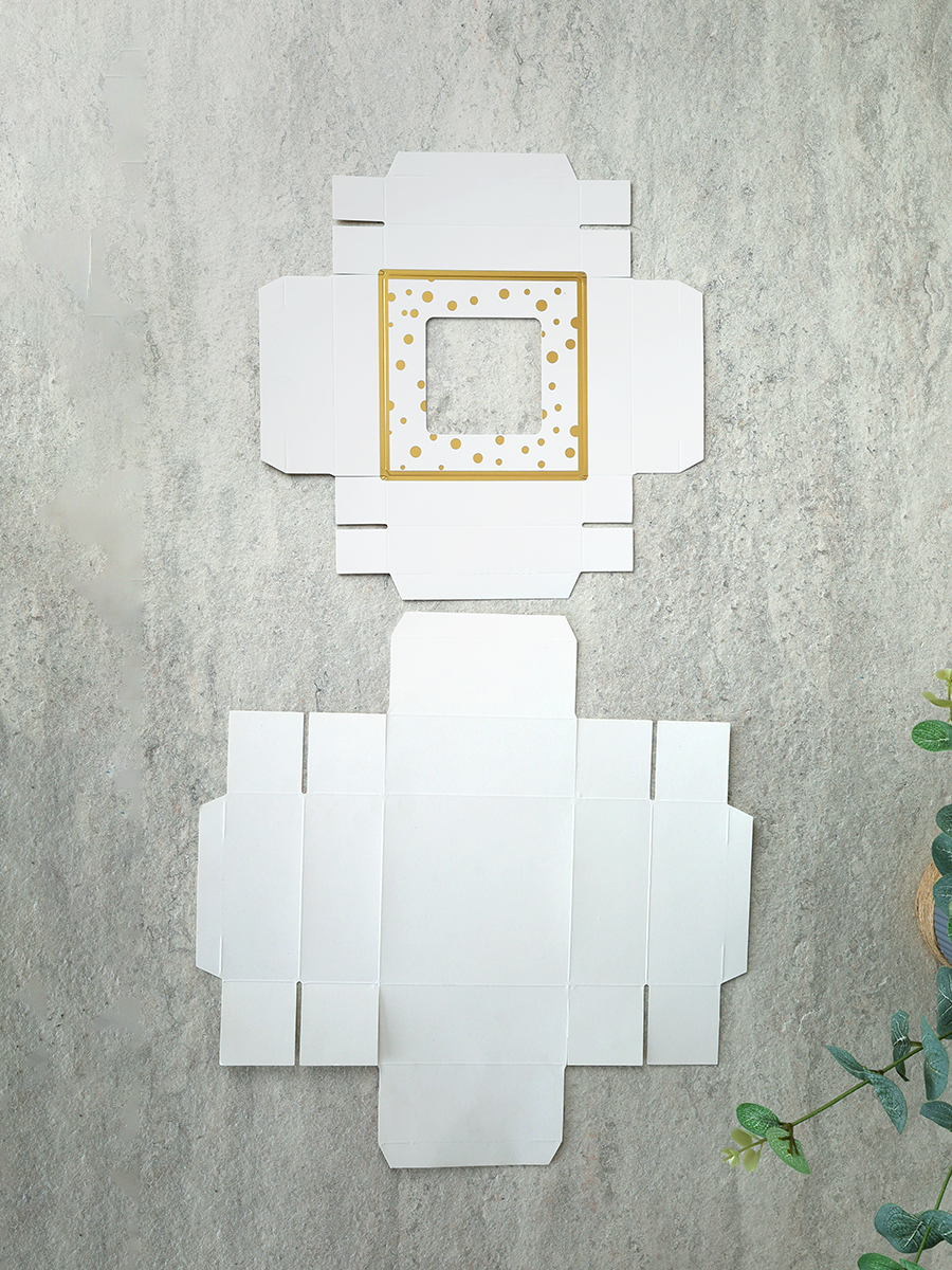Коробка подарочная складная 12x12x5 см / 230 /уп 12/300/