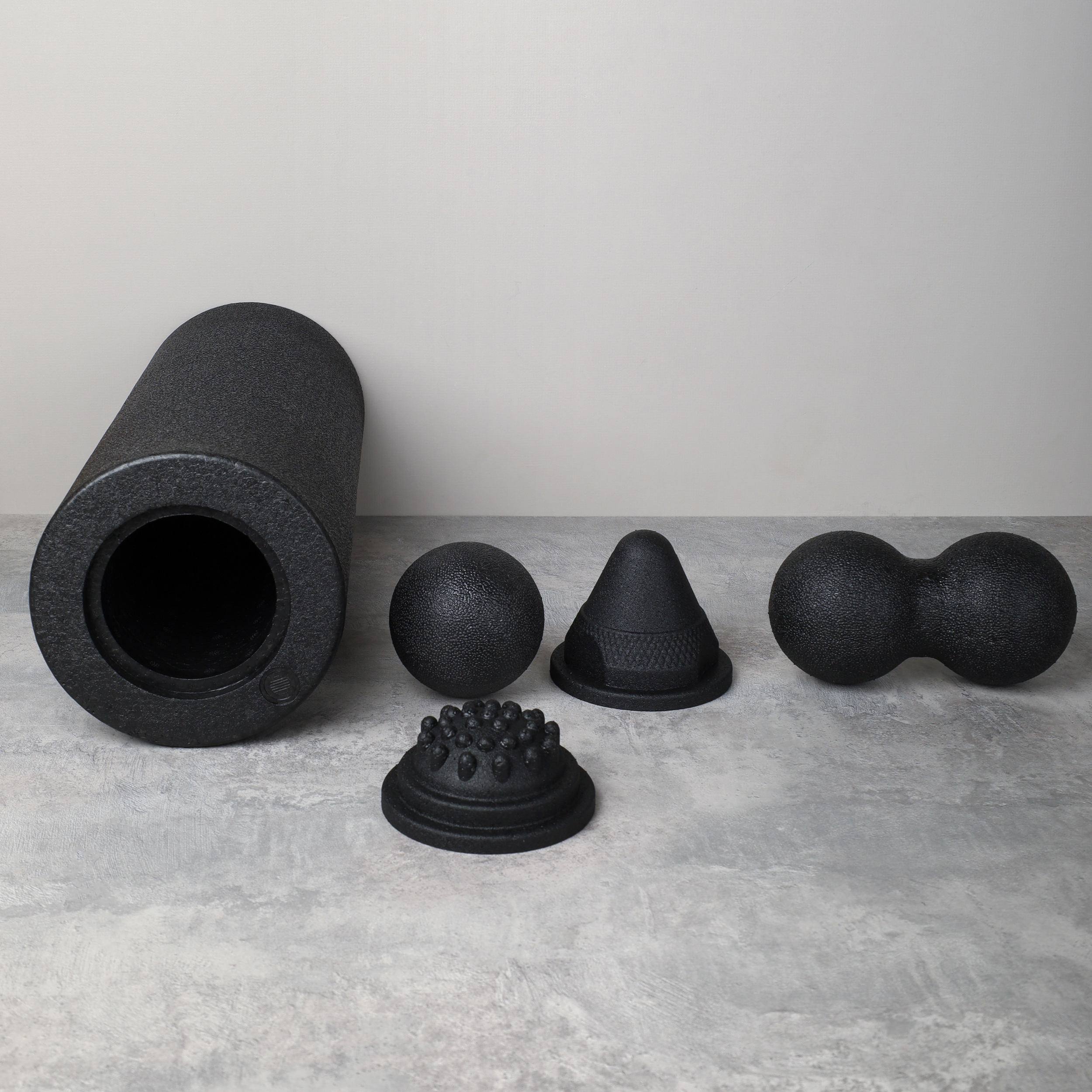 Набор массажный для МФР 5в1 / Ролик 37Х15/ мяч 8см /двойной мяч 16Х8 / массажный конус 9.8Х8  / массажная полусфера 9.8Х4.5 / Black /уп 12