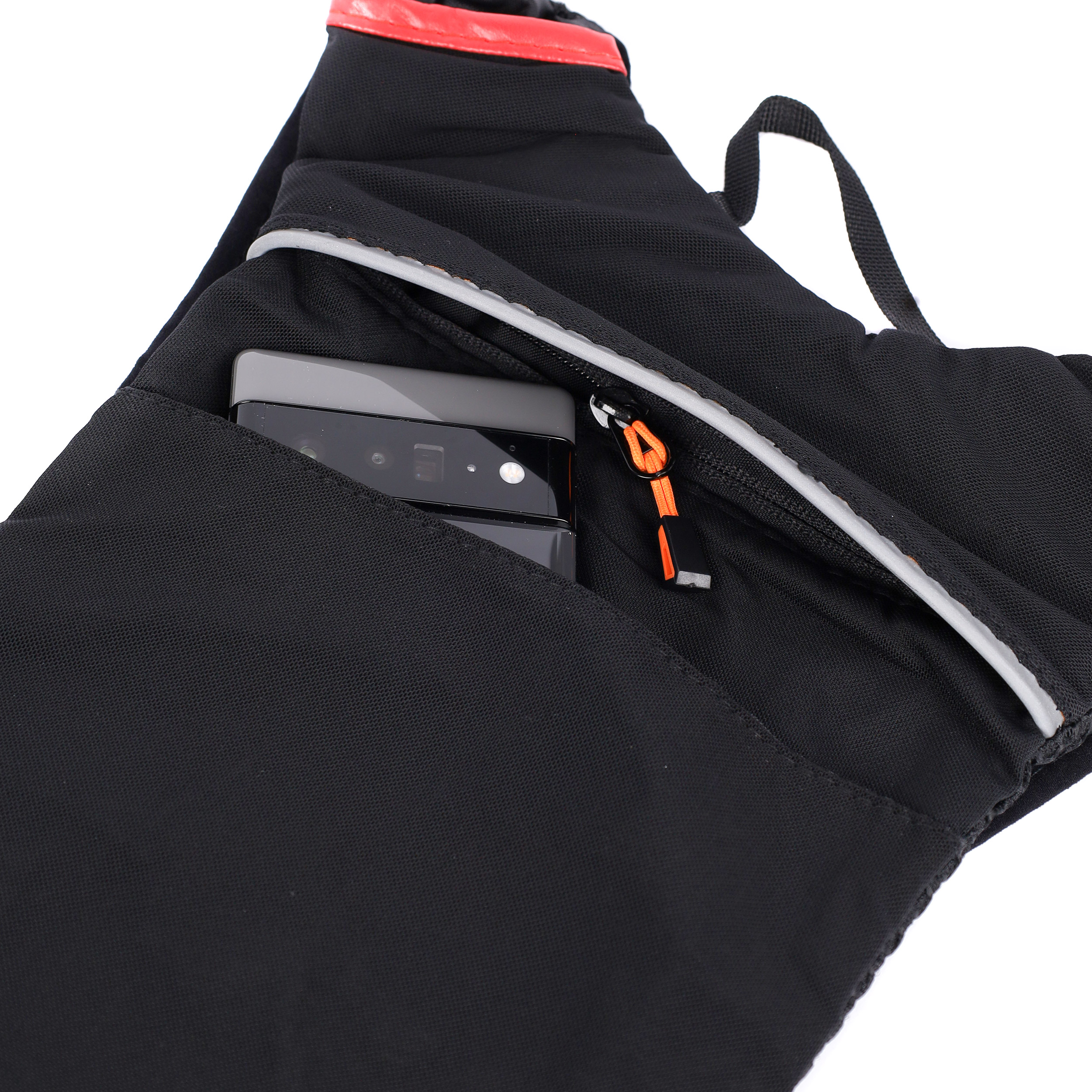 Рюкзак с диспенсером спортивный COMIRON PATAGONIA отсек для воды на молнии, карман для бутылки. Гидратор. Черный-красный /уп 30/