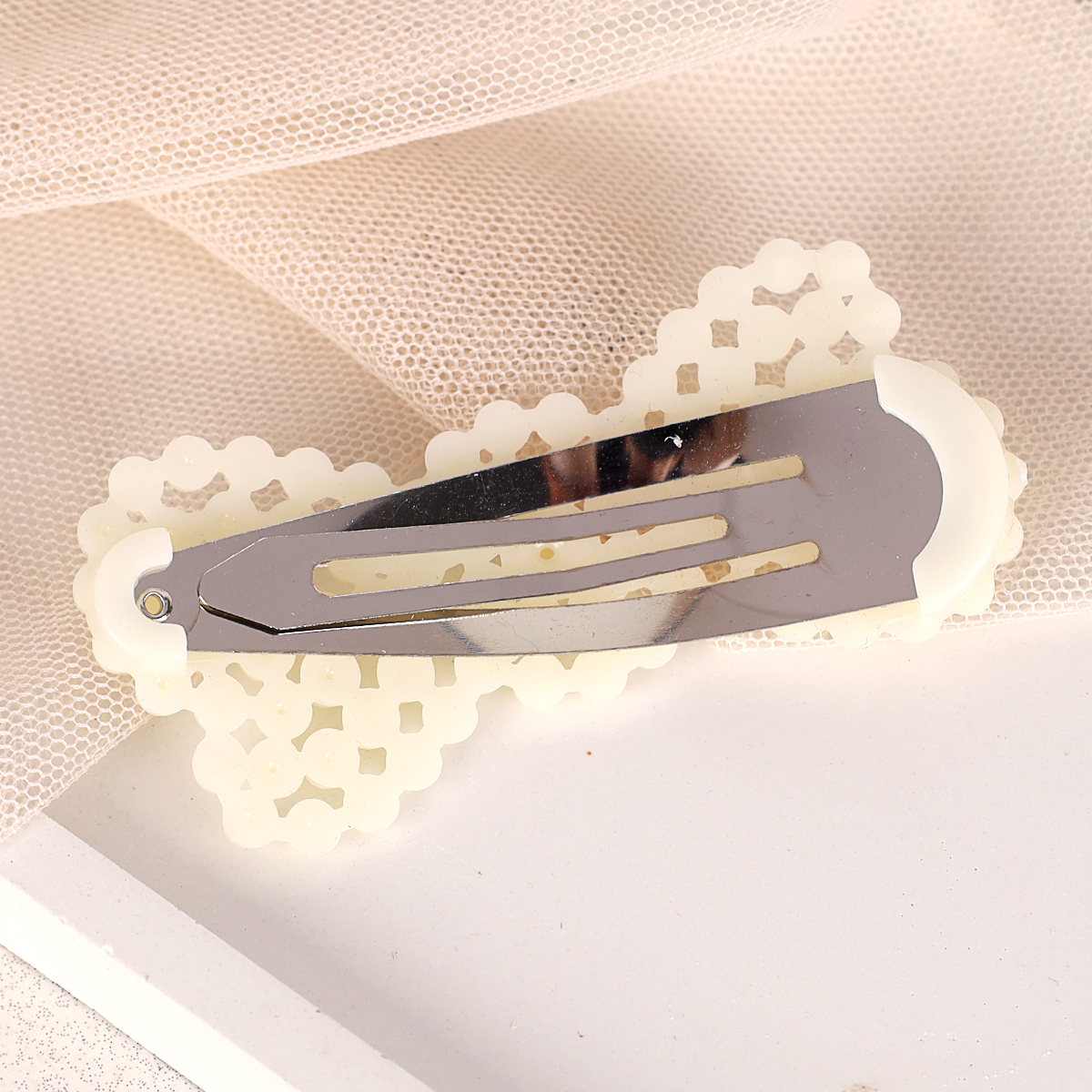 Заколка-зажим для волос Тик-Так Бант / NL-19 /жемчуг