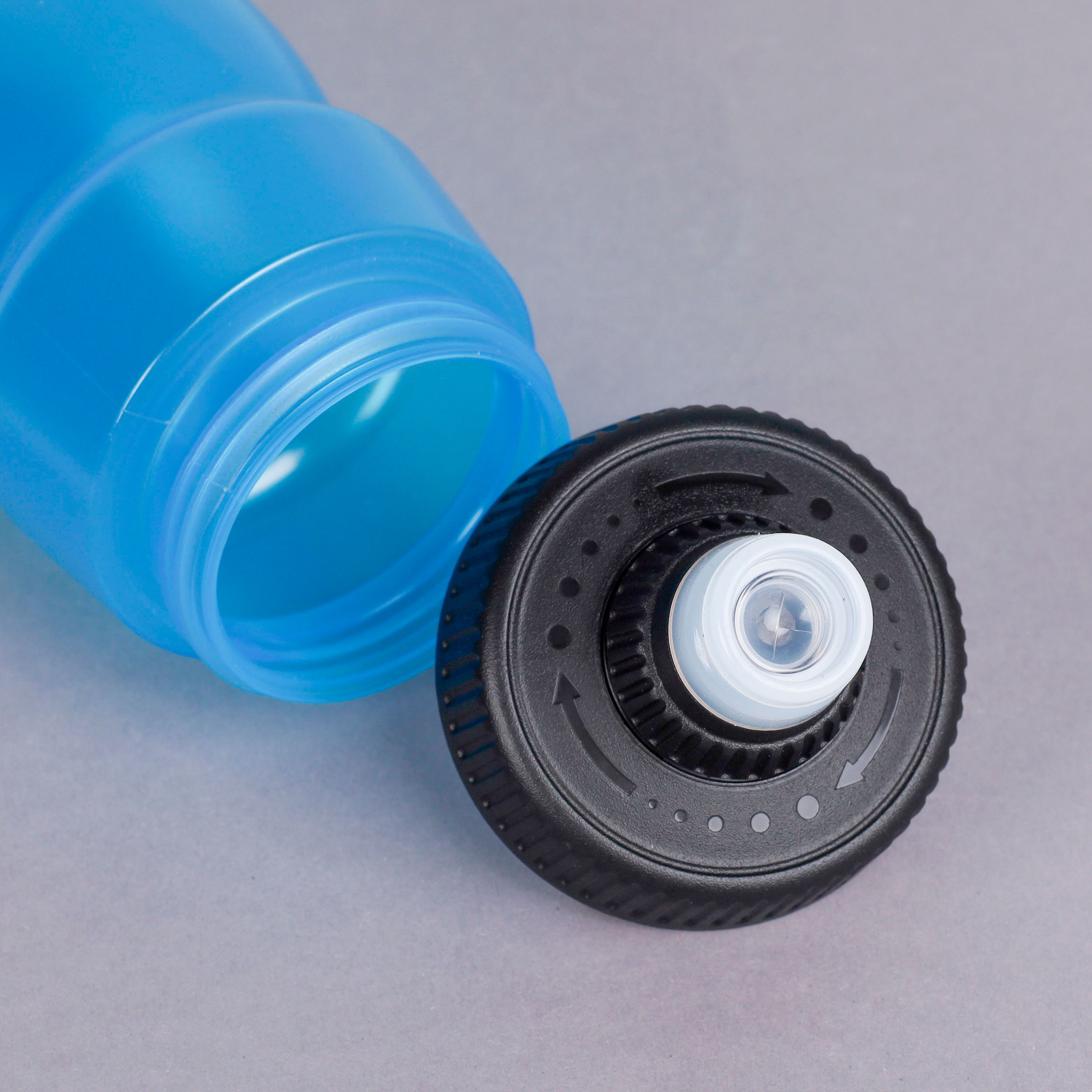 Бутылка для воды велосипедная ZEON WB230 гоночная, клапан NEW кэмэлбак, пищевой hi-quality PP, 700ML цвет blue/уп100