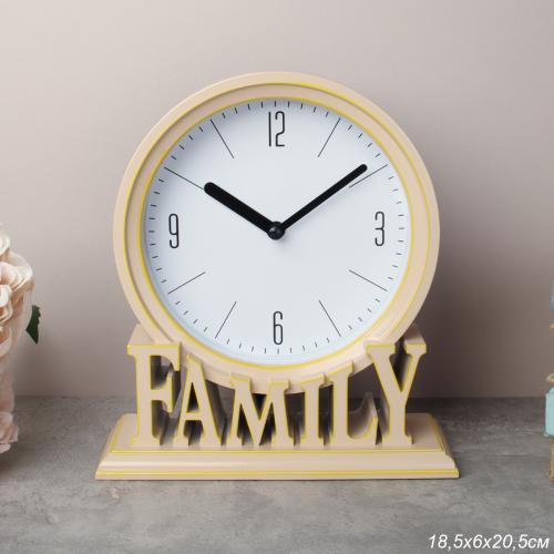 Часы настольные 18,5х20,5х6 см Семья / WS-F-1 /уп 40/