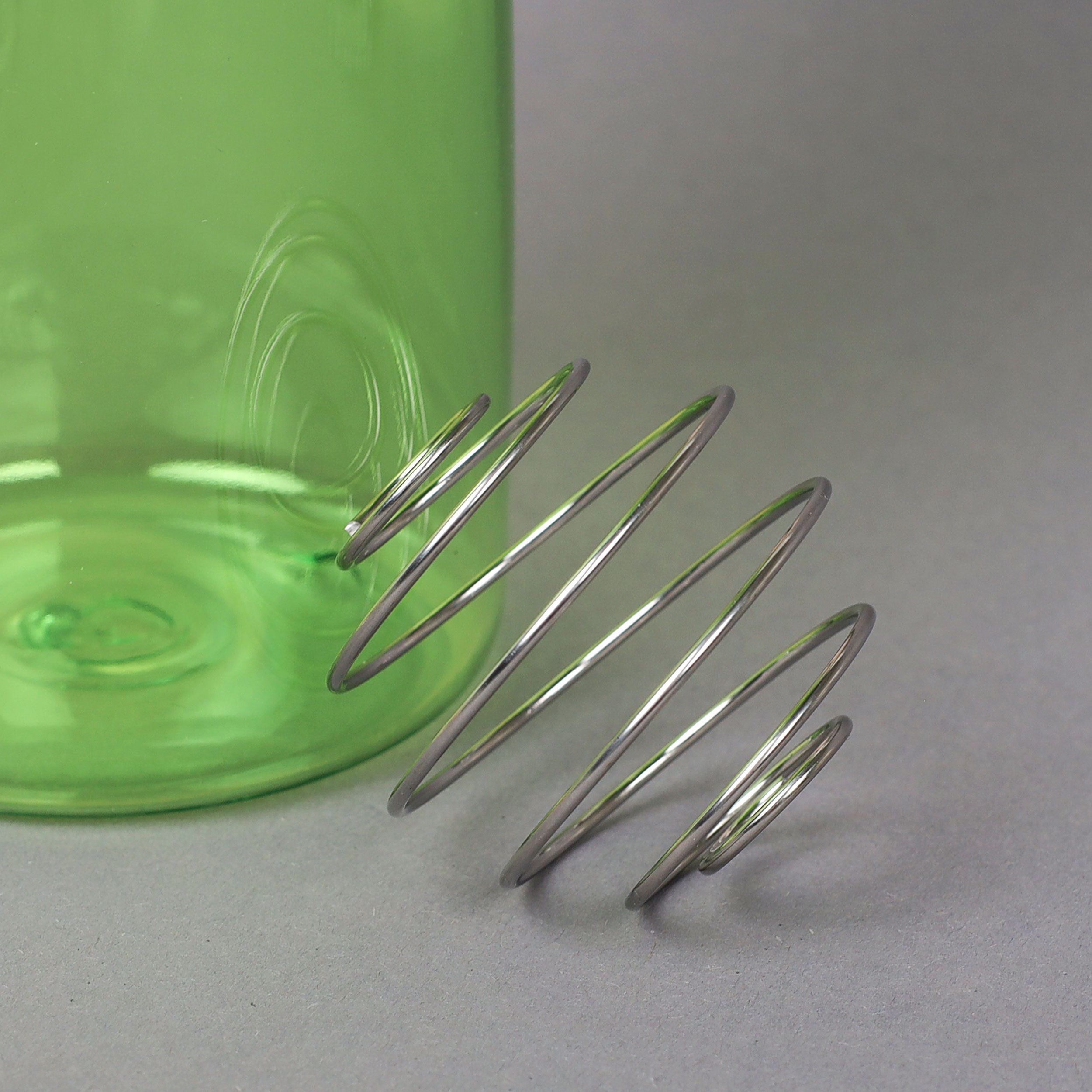 Бутылка/Шейкер NEWWAVE  SHS-760 зелёная, для спортивного питания 760ML/уп60