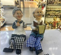 Фигурка Бабушка, Дедушка висячие ножки 13 см / YG771 /уп 2/96/ 