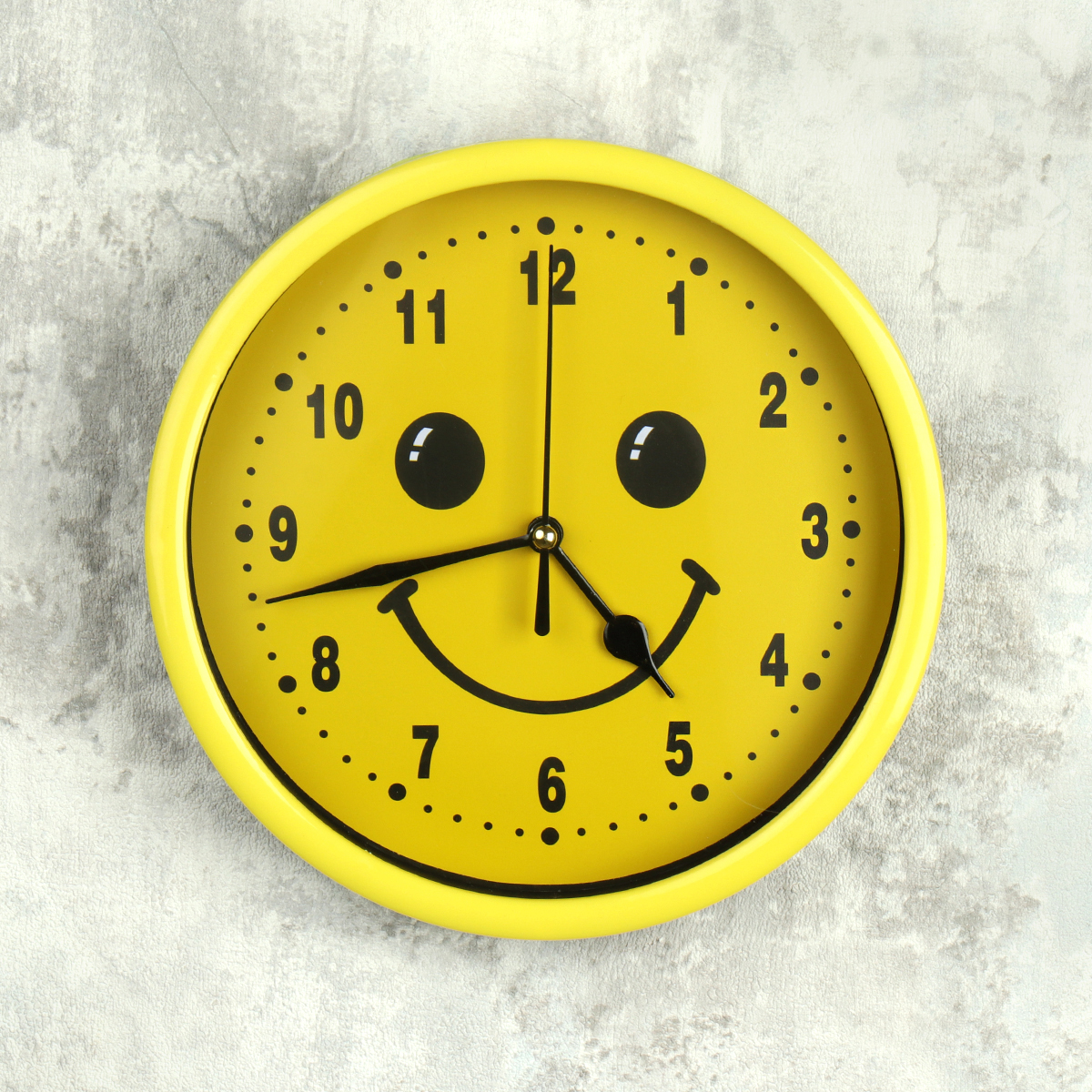 Часы настенные Смайлик 20 см / 100Н/уп 60/