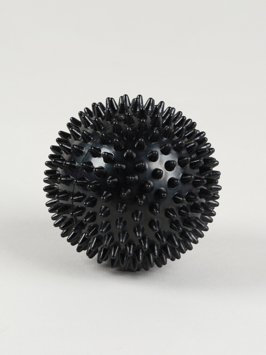 Мячик массажный Woohooo Spiny / 9 см/ черный /уп 100/