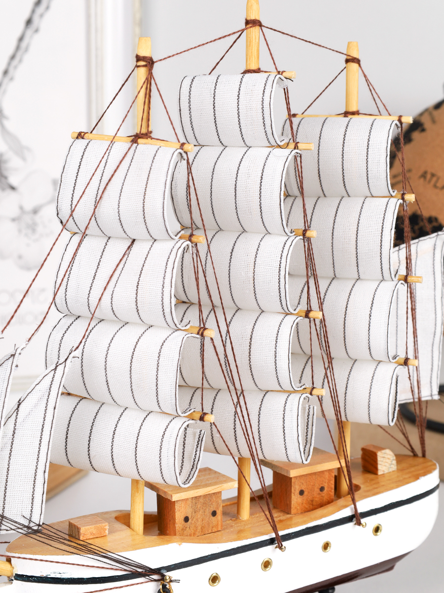 Макет парусного корабля 31х32 см / 8336 /уп 18/