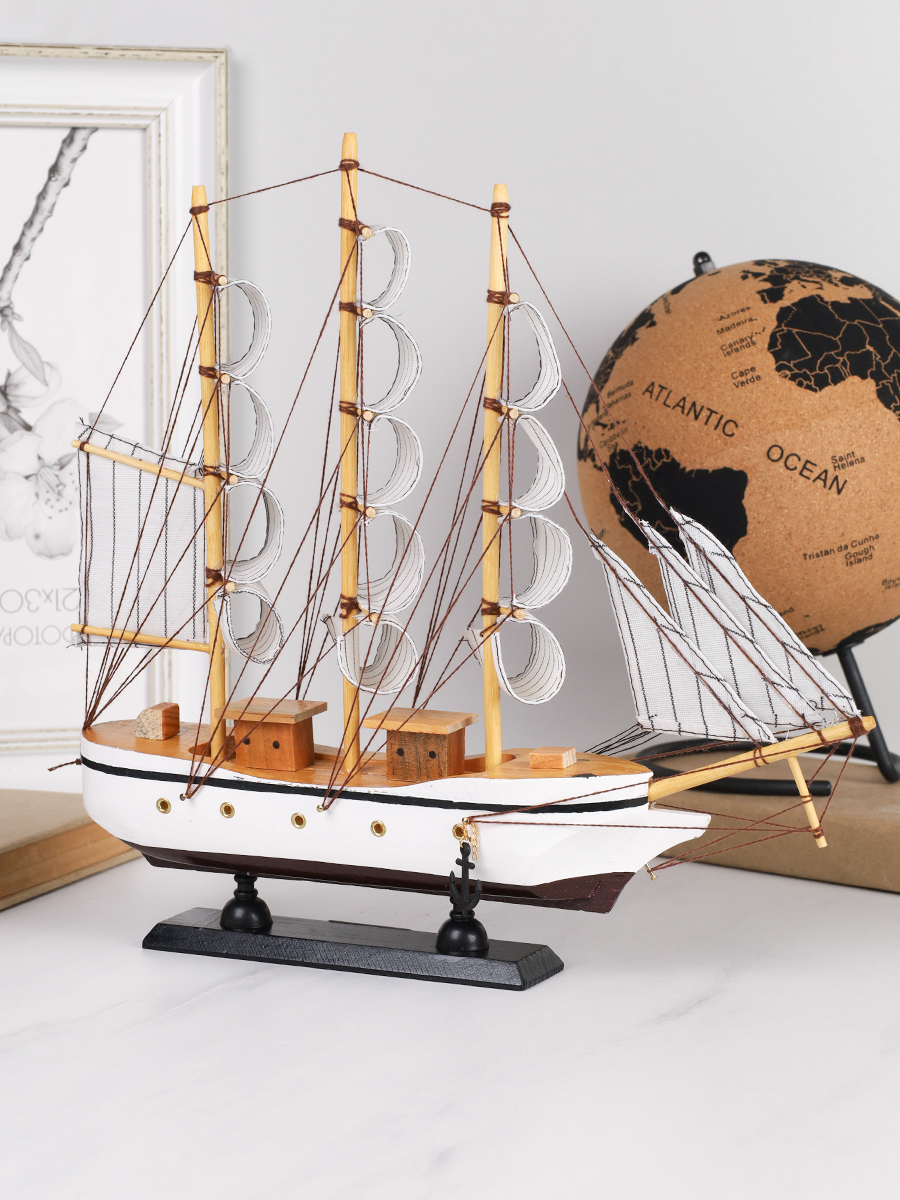 Макет парусного корабля 31х32 см / 8336 /уп 18/