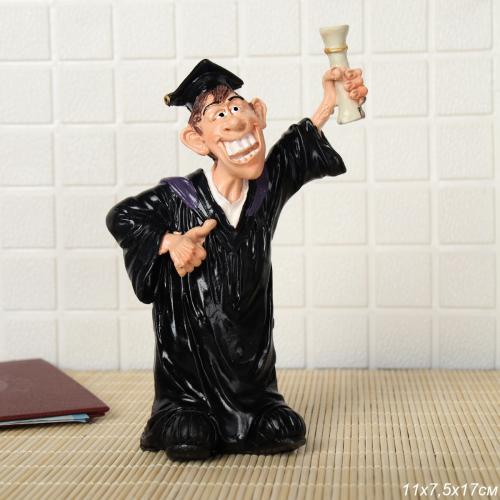 Фигурка Выпускник 17 см / SV22-1 /уп 96/