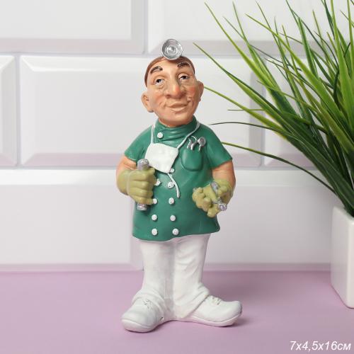 Фигурка Врач 16 см / 2048 /уп 72/