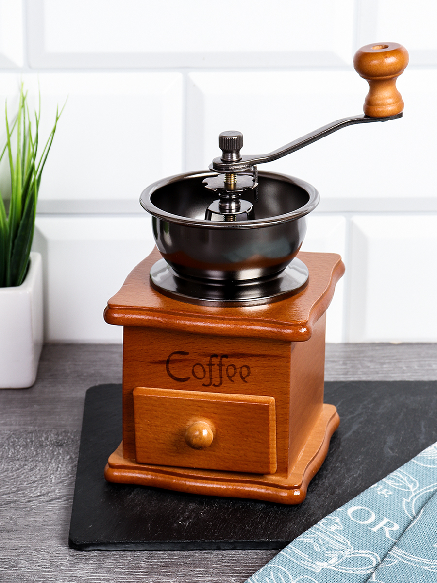 Кофемолка с ручкой на деревянной подставке / FS-65 /уп 36/