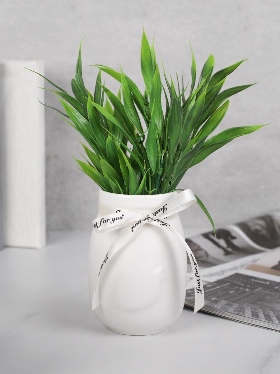 Ваза 12 см белая+ленточка 3D Ягода  АКЦИЯ / FLM-69 /уп 75/ без уп