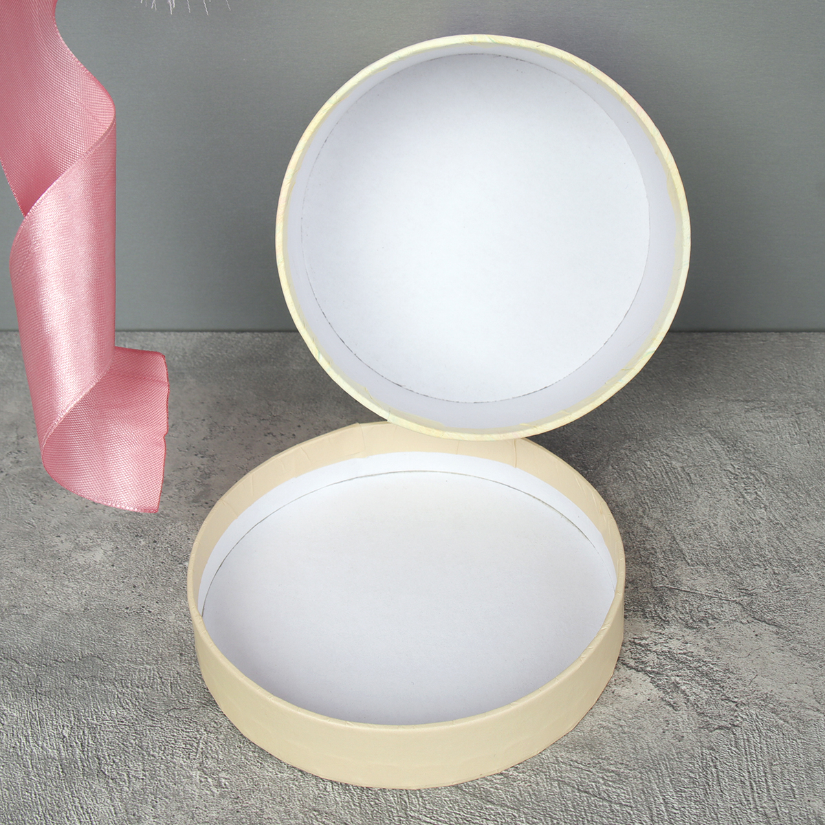 Коробка подарочная круглая 10х10 см / S139-SY623 /уп 12/216/лаванда