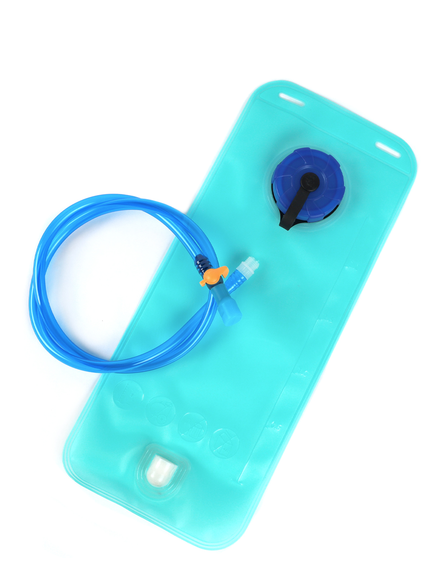 Диспенсер для рюкзака COMIRON SAHARA. материал PE+EVA. Объем 2 литра. Гидратор. Вес 118гр. Размер 17*34см. /уп 90/