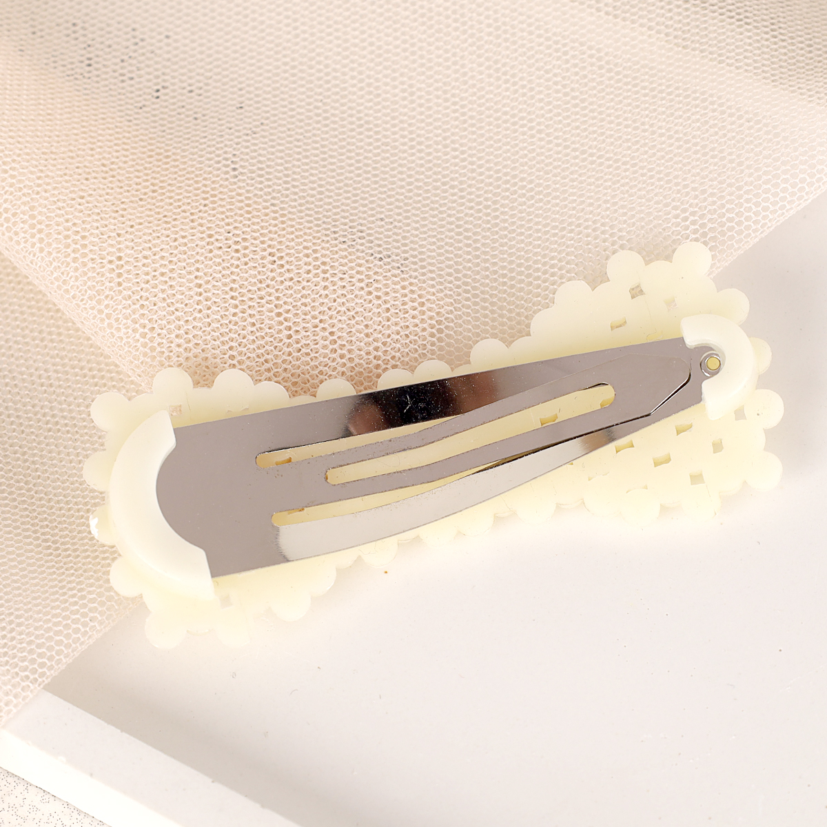 Заколка-зажим для волос Тик-Так Бант / NL-17 /жемчуг