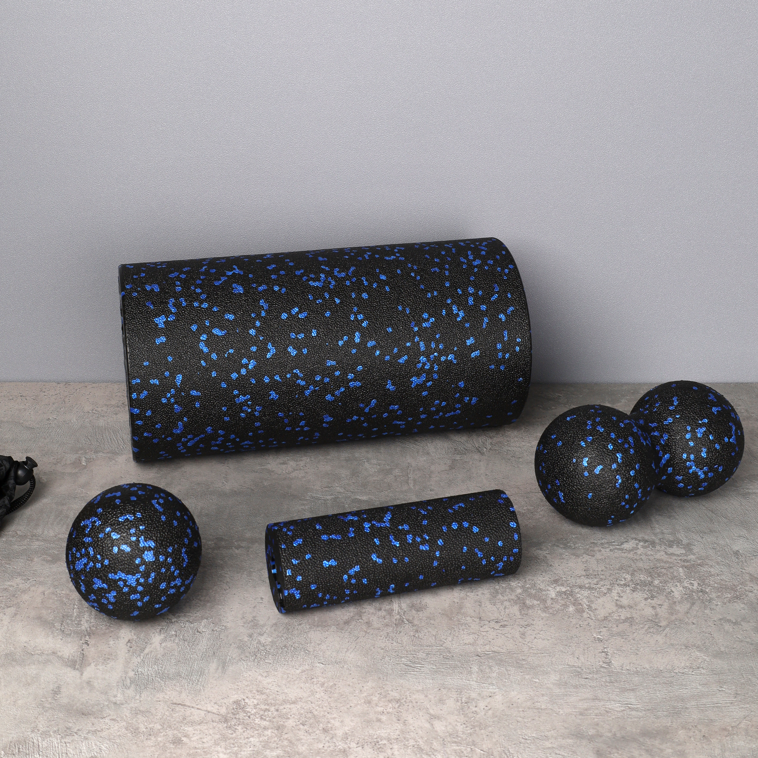 Набор массажный для МФР 4в1 + чехол/ Ролик 30Х15 / ролик 5.3Х15 / мяч 8 см / двойной мяч 8Х16 / Черно-синий /уп12