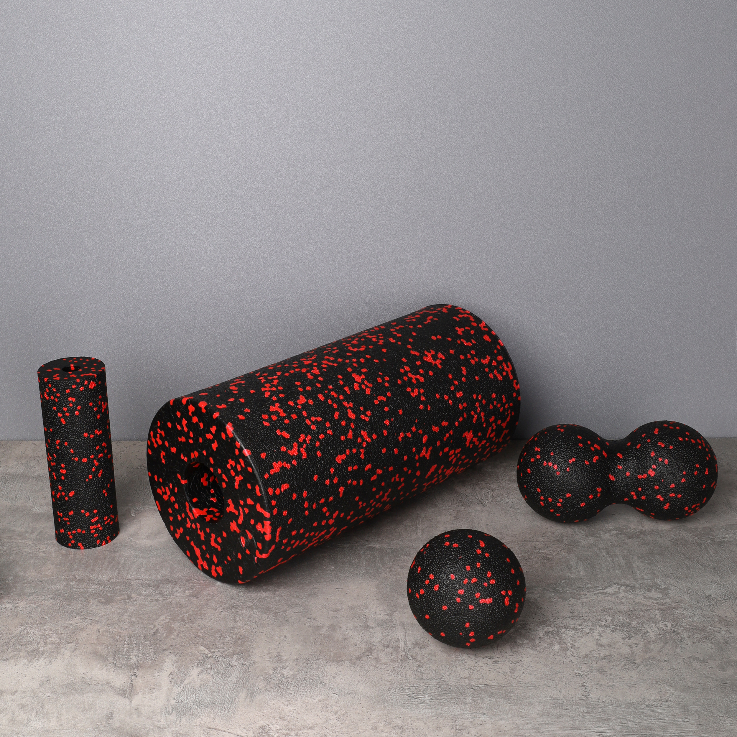 Набор массажный для МФР 4в1 + чехол/ Ролик 30Х15 / ролик 5.3Х15 / мяч 8 см / двойной мяч 8Х16 / Черно- красный /уп12