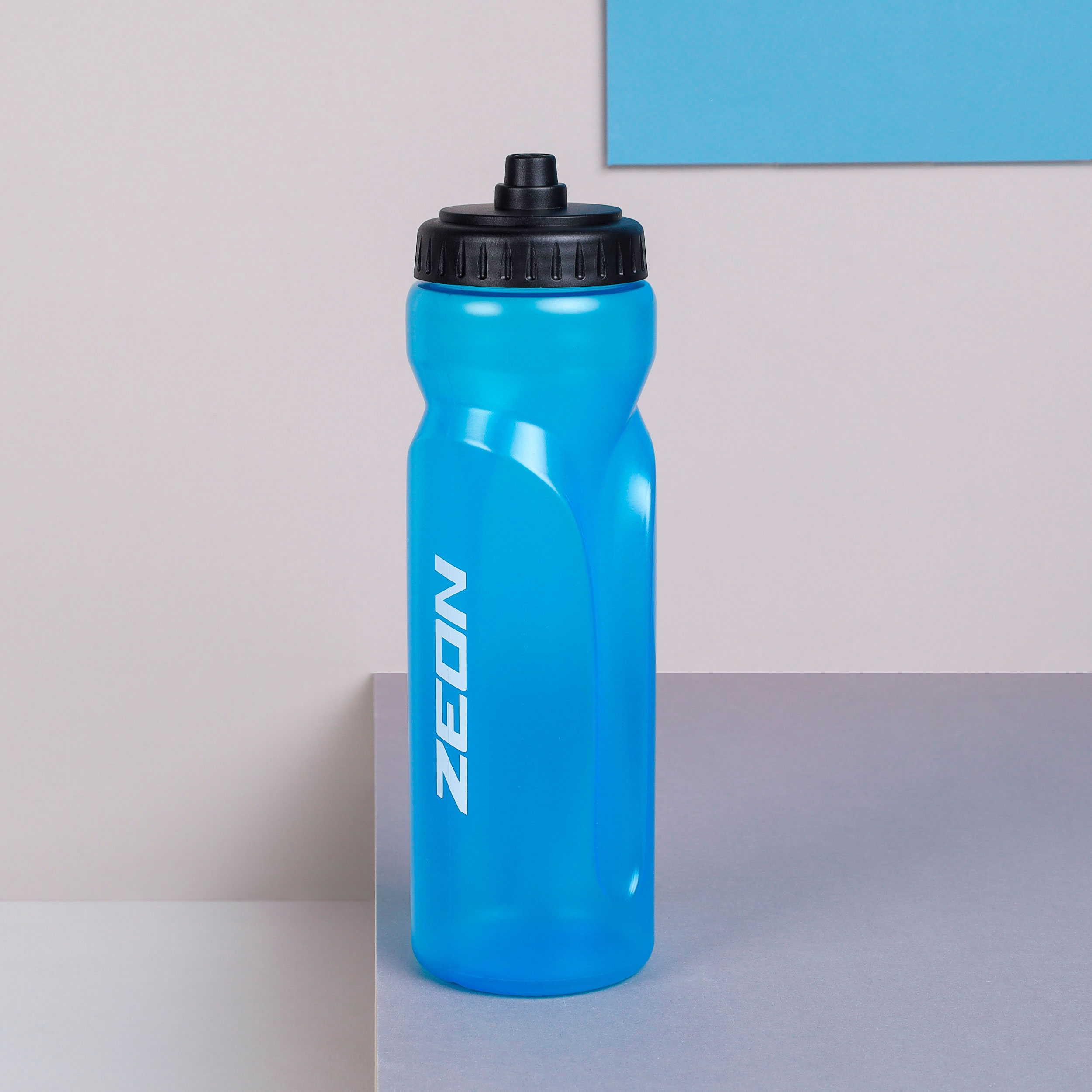 Бутылка для воды ZEON / WB105 / Пищевой PE / 750ML / Синий / уп100 / АКЦИЯ !!!