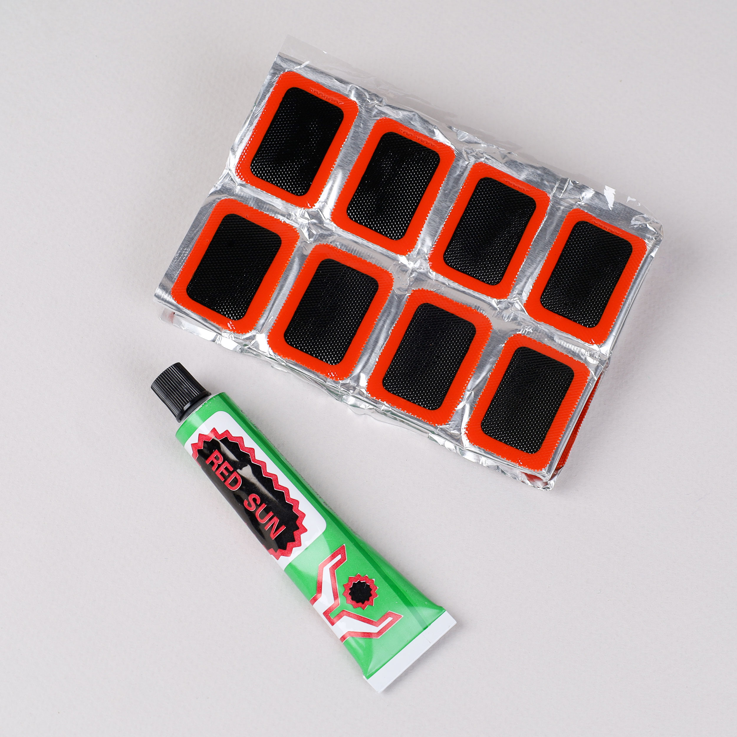 Велоаптечка Red Sun RS4803 48pcs 35x24mm patches + 18g glue/уп 10/200/