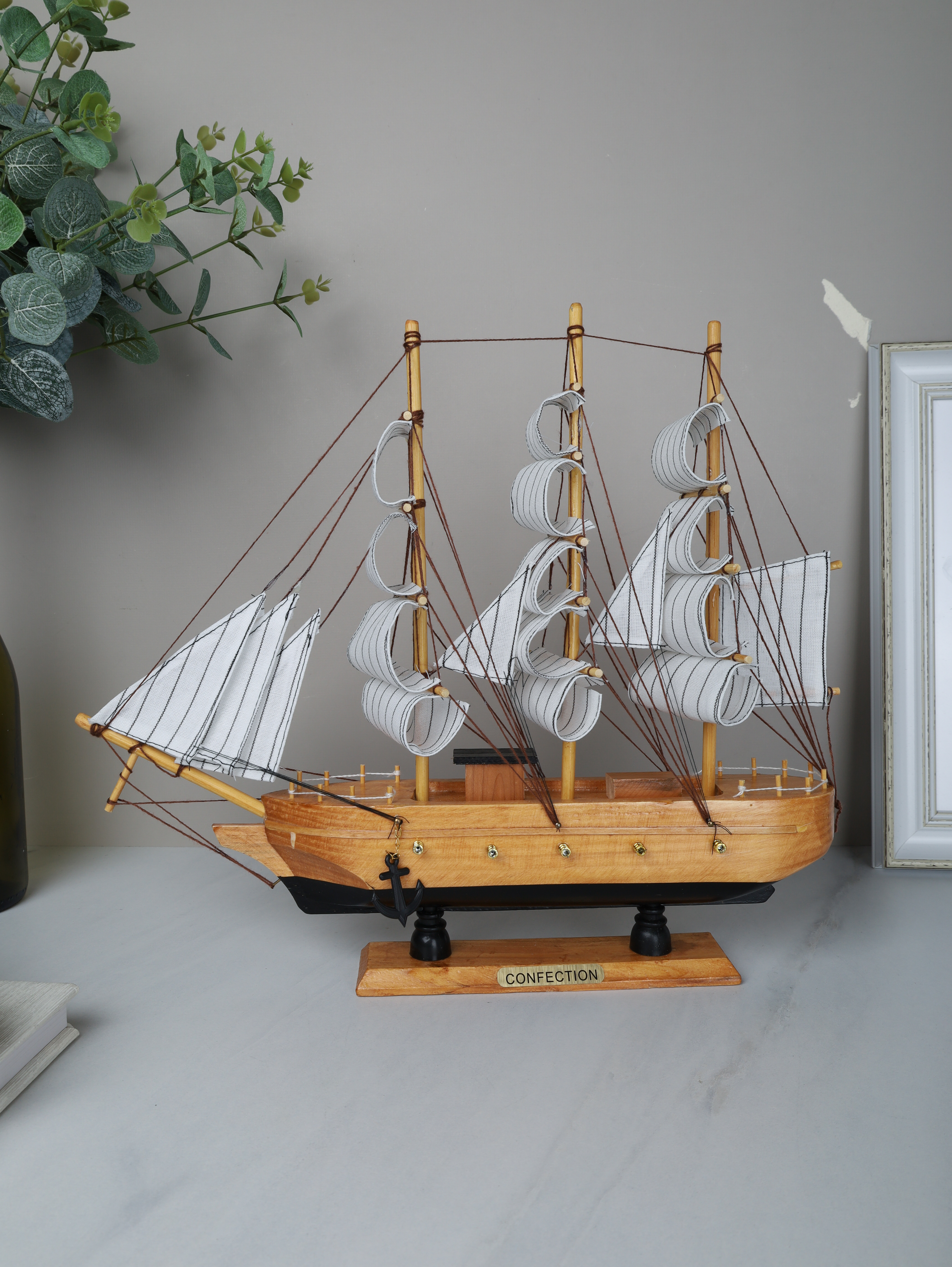 Макет парусного корабля 36х38см / 9840 /уп 12/