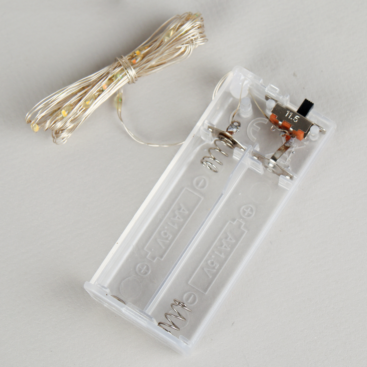 Гирлянда светодиодная нить 3 м 30 LED / GN25 /уп 10/200/300/разноцветный