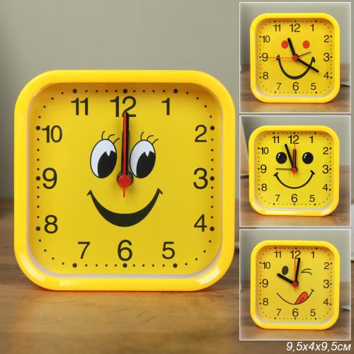 Будильник Смайлик 3,8x9.5 см / 806 /уп 200/