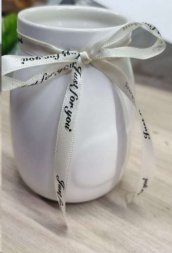 Ваза 12 см белая+ленточка 3D Ягода  АКЦИЯ / FLM-69 /уп 75/ без уп