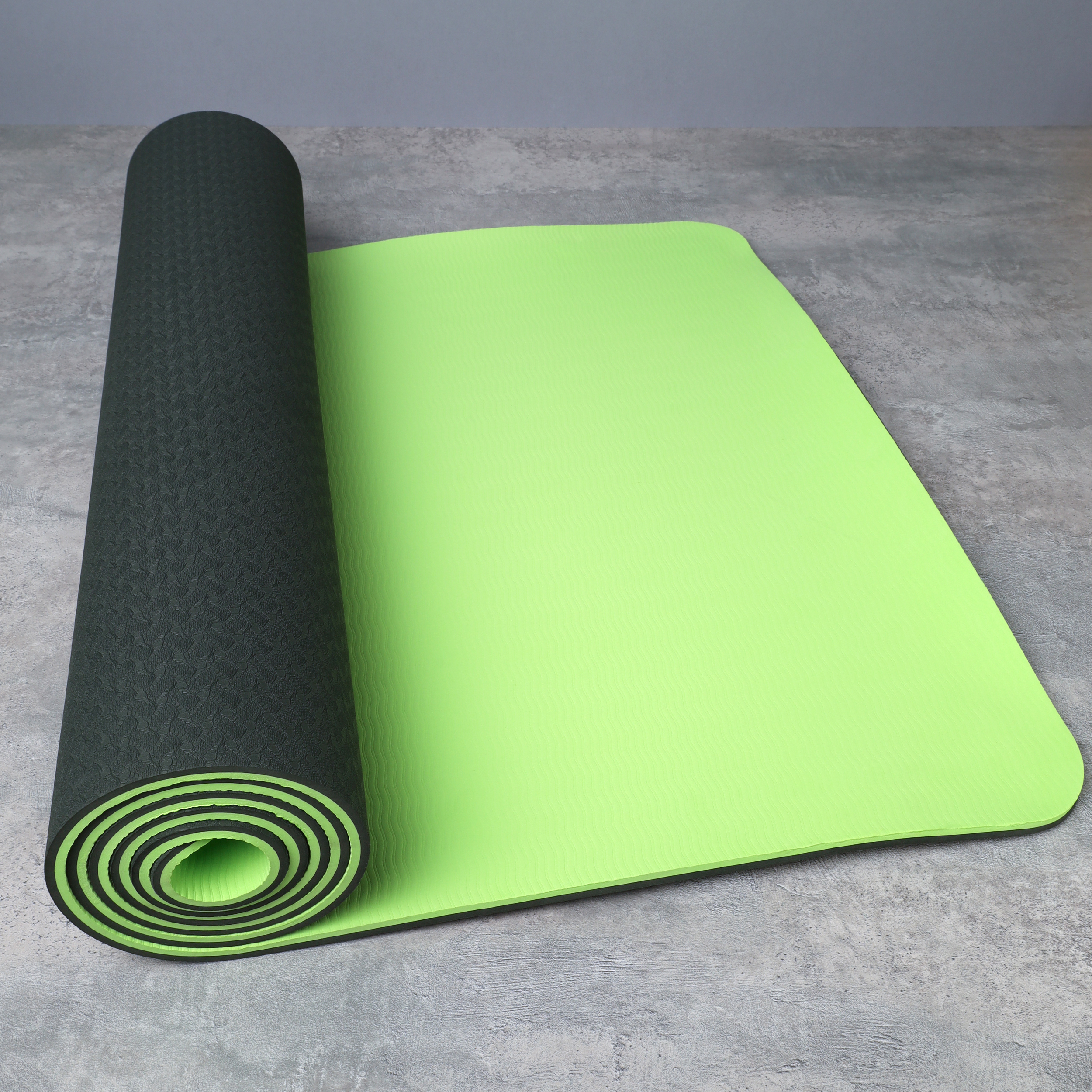 Коврик для йоги и фитнеса спортивный гимнастический двухслойный TPE 8мм. 183х61х0,8 цвет: светло-зелёный / YM2-TPE-8G /уп 12/