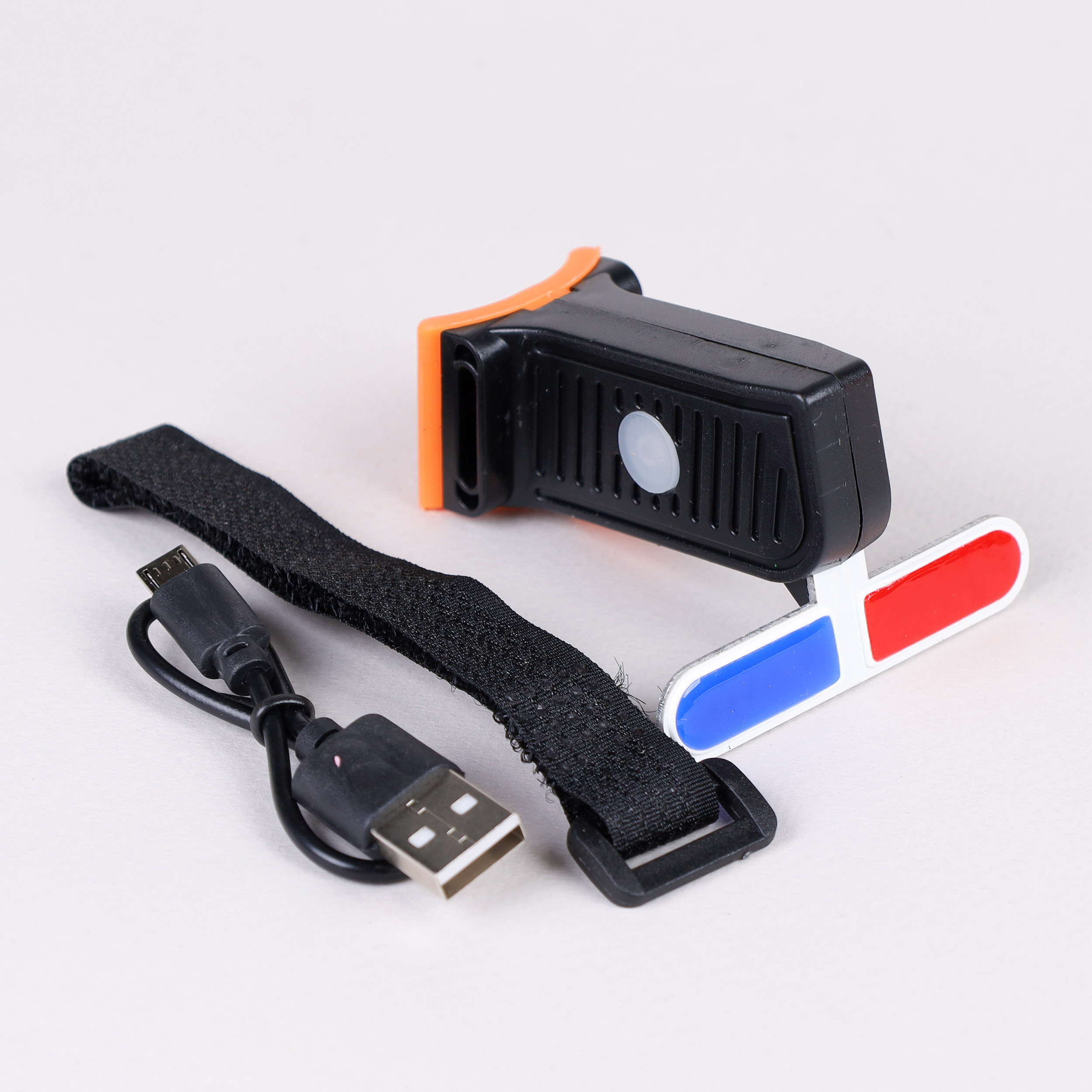 Фонарь задний COMIRON "ATTENTION" корпус: PC, суперлегкий, свет 18LED, 10lm, 250mAh, USB-micro, влагозащита IP64 /уп 95/105/