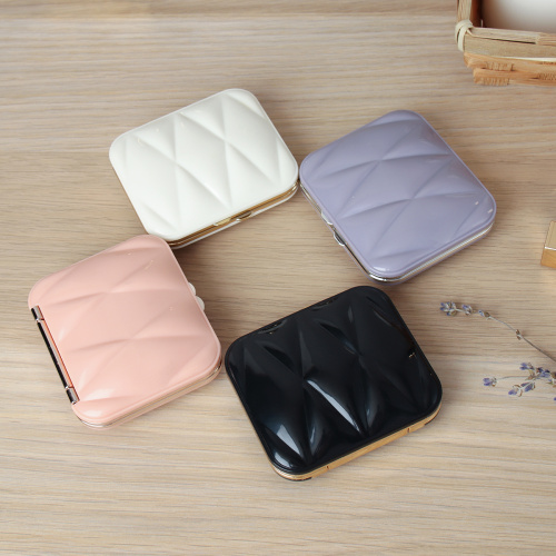 Зеркало карманное 6х8 см / B-11 /уп 12/288/ пластик