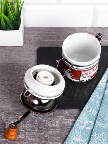 Кофемолка с ручкой 380 мл / 93-536 /уп 36/