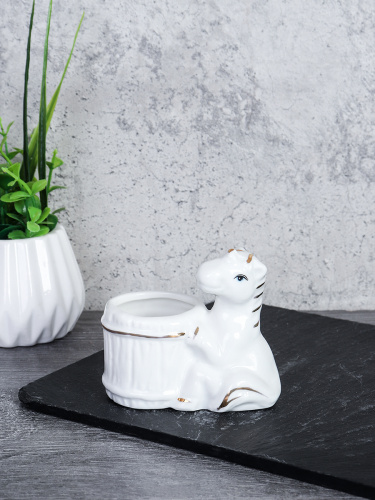 Подставка для зубочисток Лошадь 8 см / B5484 /уп 120/ Символ года 2026  костяной фарфор