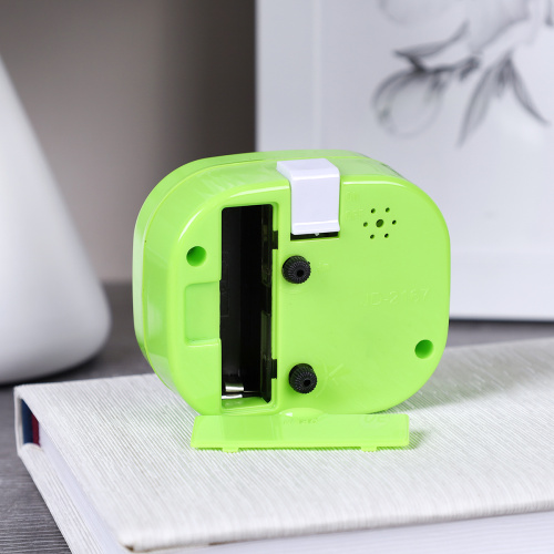 Будильник 7x8 см / XD964 /уп 200/ плавный ход / микс