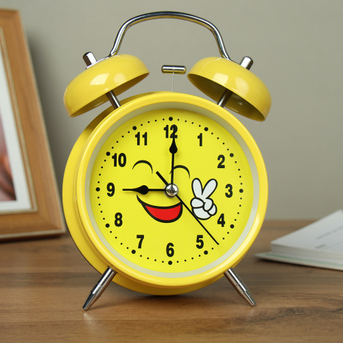 Будильник Смайлик 16 см / 668 /уп 60/ 