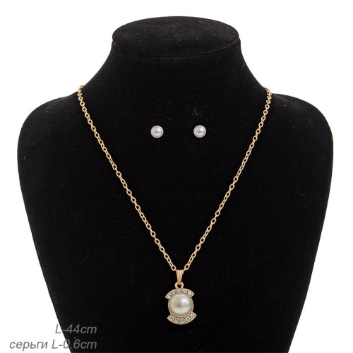 Подвеска на цепочке 50 см и серьги гвоздики / 700-5 /уп 12/жемчуг