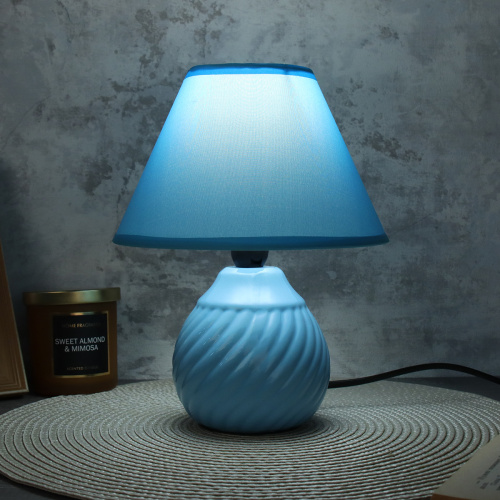Светильник настольный 22 см голубой / A003 / Е14 / 638560     