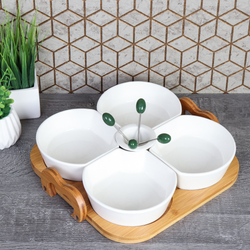 Менажница 4 предмета с 4 шпажками / JD6983 /уп 8/*Ц на деревянной подставке