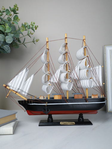 Макет парусного корабля 36х38см / 9840 /уп 12/