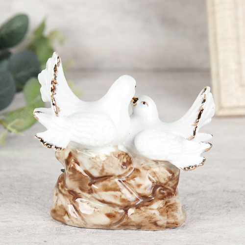 Статуэтка Голуби 11x6,5x11 см / 755 /уп 90/
