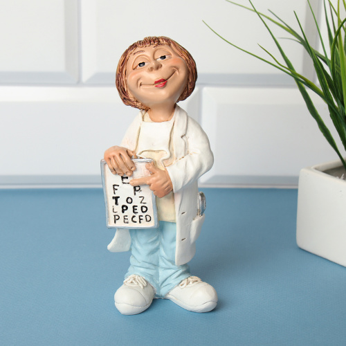 Фигурка Врач 16 см / 2060 /уп 72/