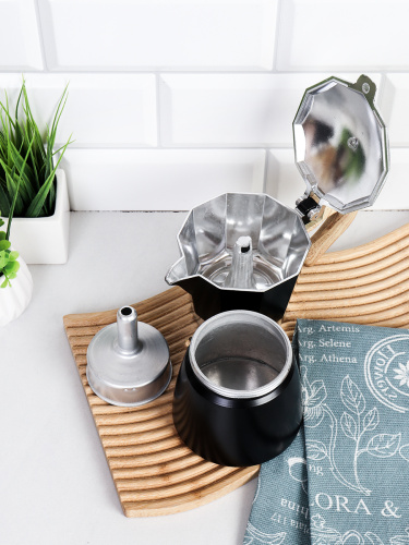 Кофеварка гейзерная 300 мл 6 чашек Черная / VX300-542 /уп 36/