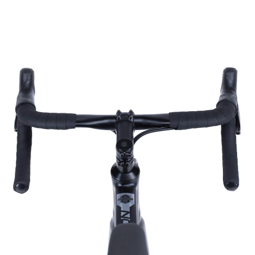 Велосипед шоссейный COMIRON RONIN II 700C-560mm SENSAH 2X11S оси, чёрный