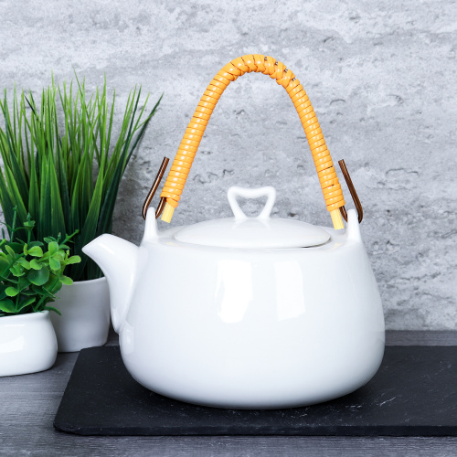 Чайник заварочный 800 мл / Z-537 /уп 18/ с плетеной ручкой