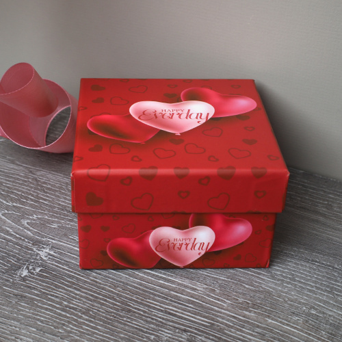 Коробка подарочная 9х9х5,5 см / S111-SY622 /уп 12/216/микс